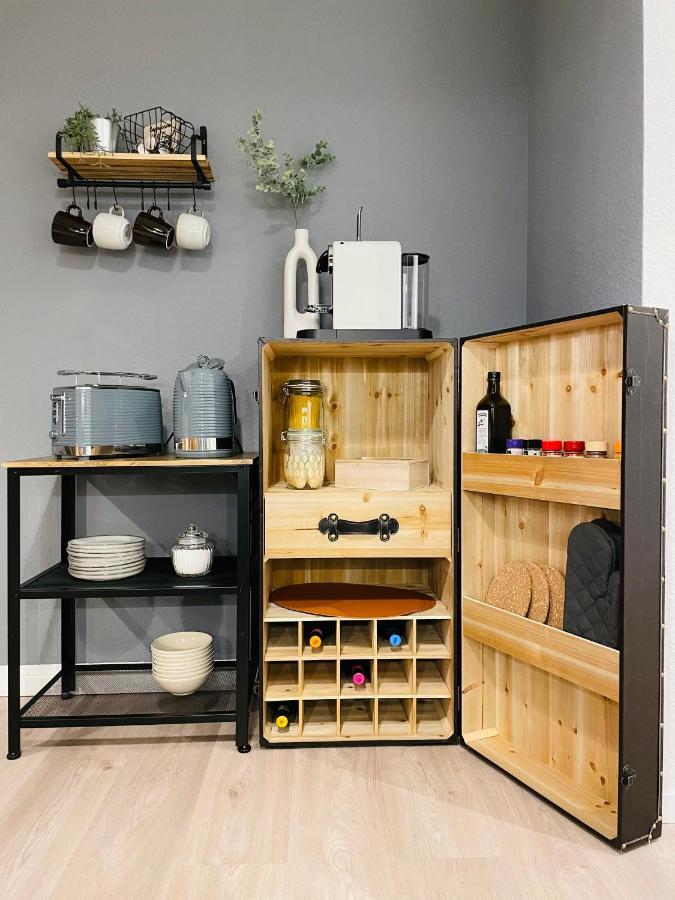 Klassen Stay - Exklusives Apartment Am Hbf - Kueche, Netflix, Kingsizebett Koblenz  Exterior foto